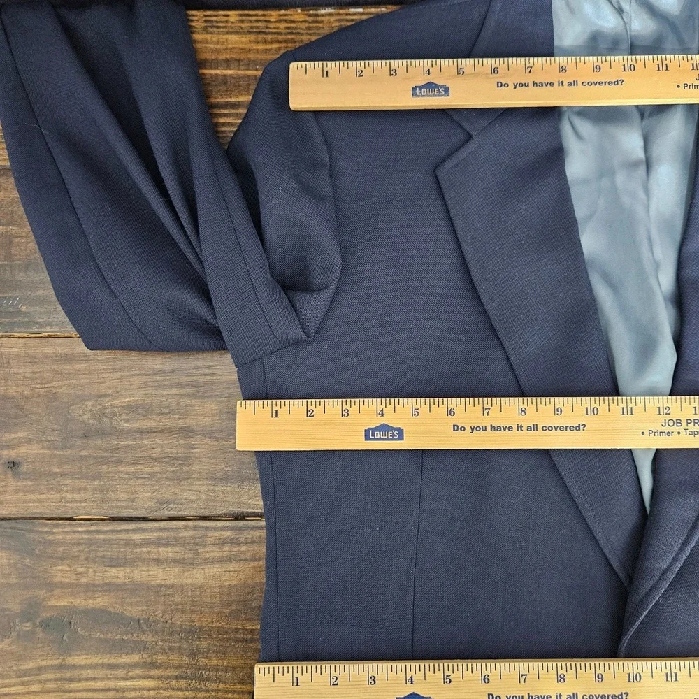 VTG Stafford Men's‎ Sport Coat Blazer Two Button Navy Polyester Wool 50R Slim